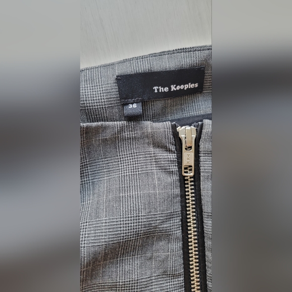 The Kooples bodycon zippered miniskirt, gray/brown plaid, FR 36, US 2 - Picture 6 of 6